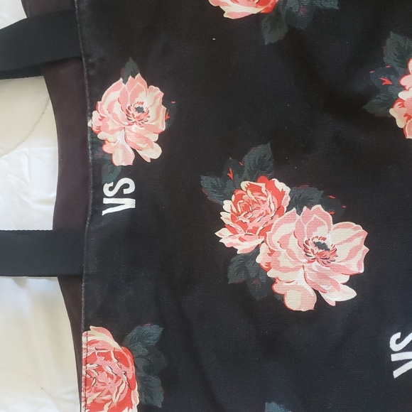 Victoria's Secret Travel Bag - Picture 3 of 12